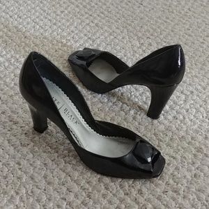 Price ⏬ WHBM Patent Heels